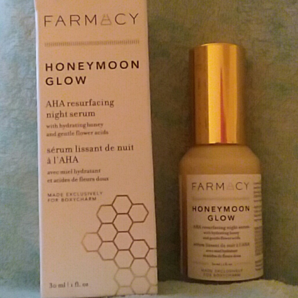 Farmacy honeymoon glow serum